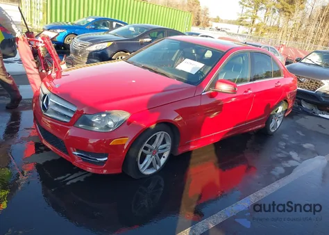 2013 Mercedes-Benz C 300 Sport 4Matic from USA, damaged, VIN WDDGF8AB9DA789377